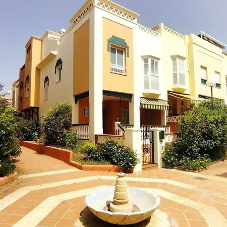Casa Playa, Terraza Y Garaje Apartment Nerja Bagian luar foto